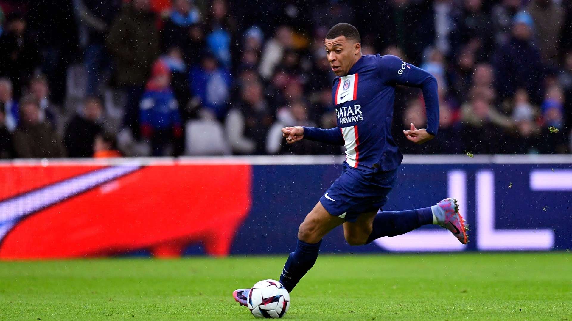 托蒂与欧洲杯：盘点传奇球员生涯中那些难忘时刻